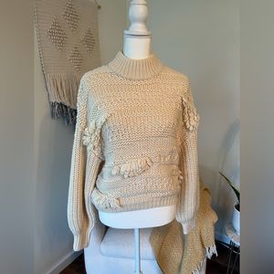 SOLD Universal Thread Chunky Fringe Sweater